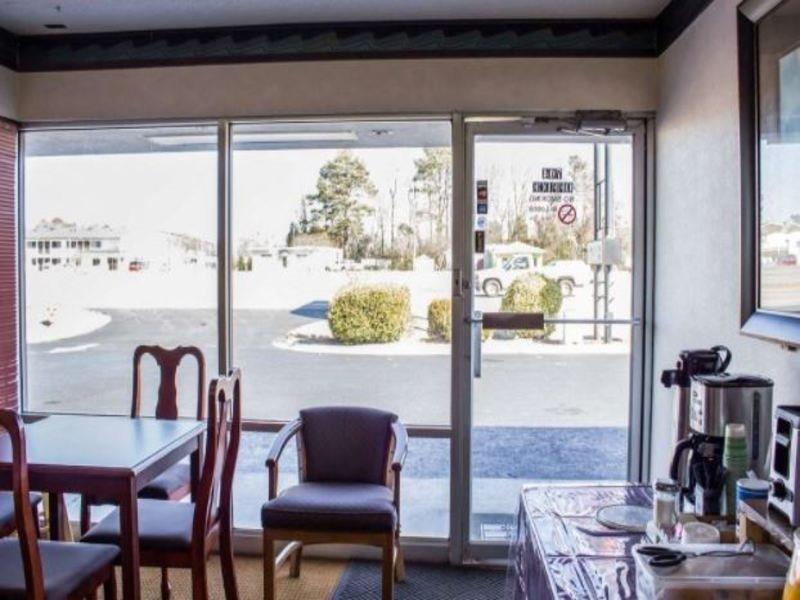 Econo Lodge Goldsboro Hwy 70 מראה חיצוני תמונה