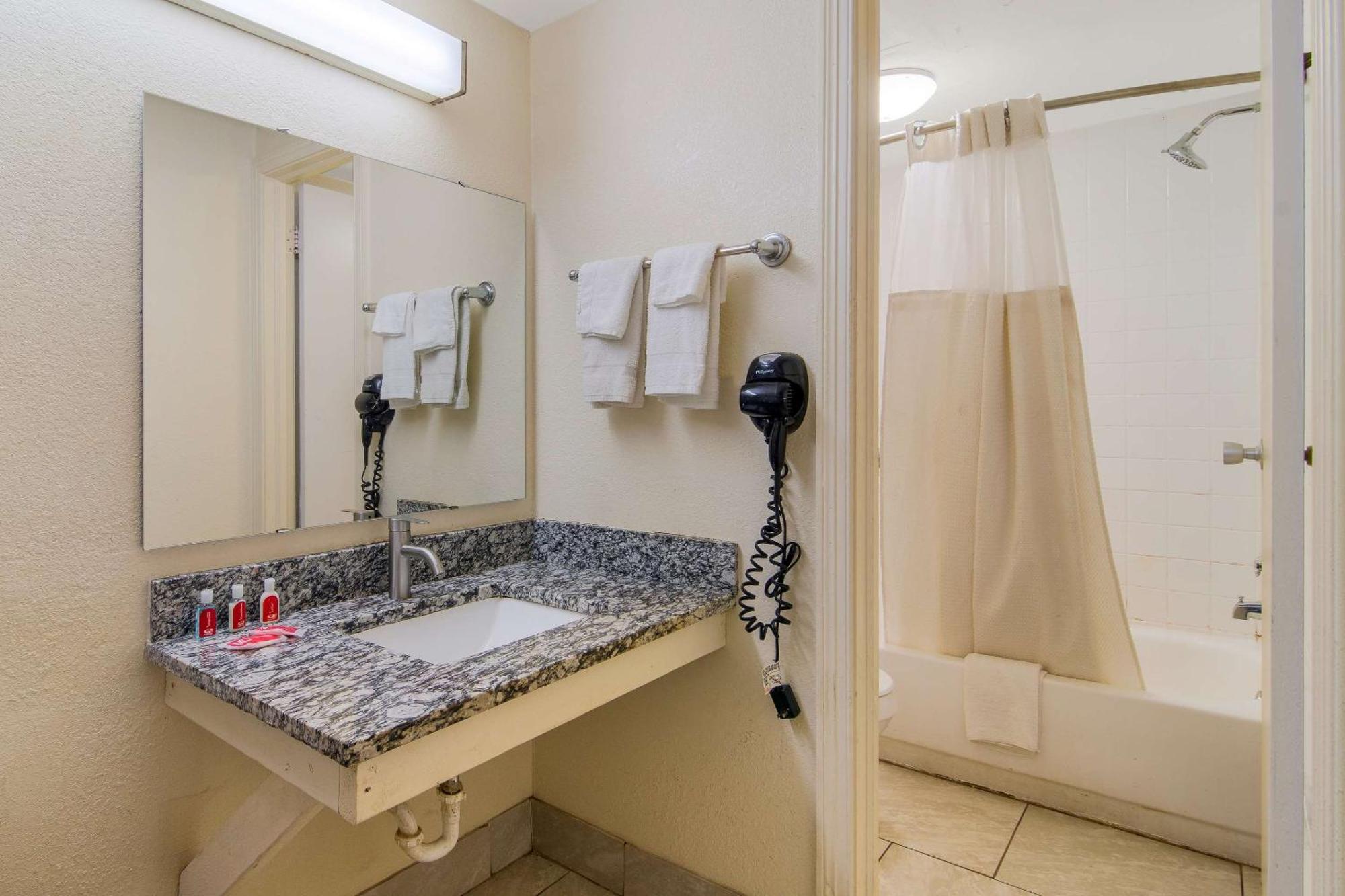Econo Lodge Goldsboro Hwy 70 מראה חיצוני תמונה